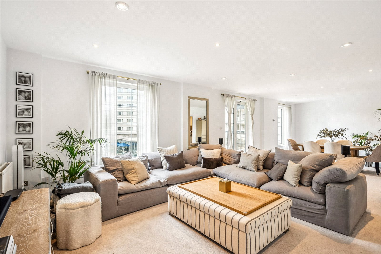 Carlyle Court, Chelsea Harbour, London, SW10 9EA